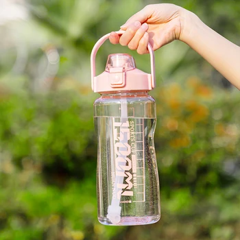 Plastikinių Vandens Butelių BPA Free Sporto Gėrimas Su Šiaudų Mano Butelis Dirželis Sandarus Eco-friendly Drinkware Butelis 1500ml 2000ml