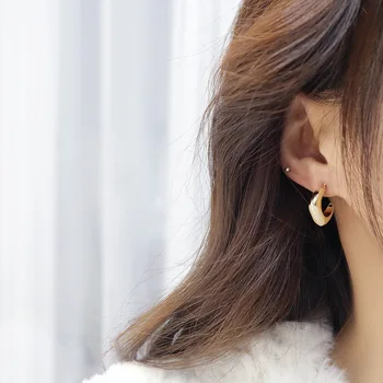 Korėjos bižuterijos paprasta C formos stiliaus 14 KARATŲ tikru auksu auskarai paprasta temperamentas ir turtinga moterų kasdien laukinių auskarai
