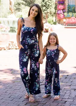 2021 m. Vasarą Šeima Atitikimo Komplektus Mamytė ir Man Šeimos Drabužius Gėlių Ilgas Kelnes Jumpsuit Baby Girl Rankovių Rompers darbo drabužiai