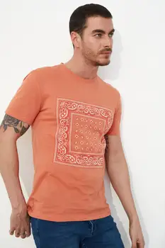 Trendyol Vyrų trumpomis Rankovėmis Slim Fit Atspausdintas T-Shirt TMNSS21TS1074