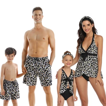 Leopard Maudymosi Šeimos Atitikimo maudymosi Kostiumėliai, Motina, Dukra Bikini Tėtis, Sūnus Plaukti Lagaminai Mamytė ir Man Drabužius Šeimos Komplektus Atrodo