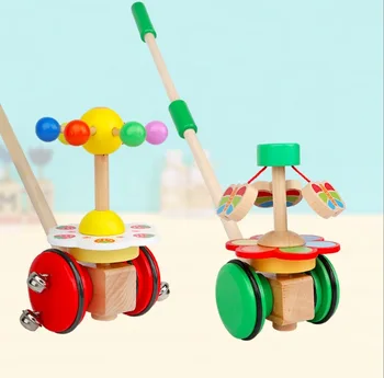 Mediniai walker stūmiklio žaislų, animacinių filmų sukasi roll krepšelį mokymosi vaikščioti vadovas medienos pirmas žingsnis automobilių Bamblys Vežimėlis Baby Gimtadienio dovana